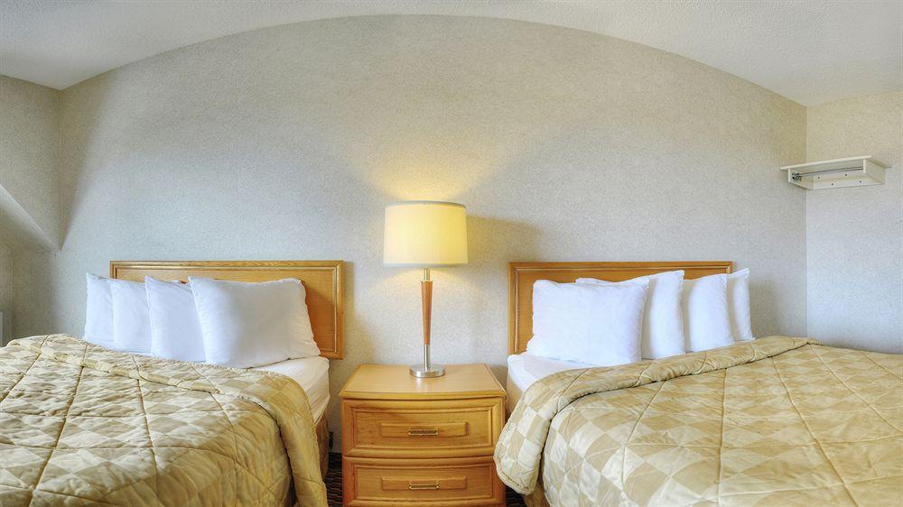 Comfort Inn Thetford Mines Exterior foto