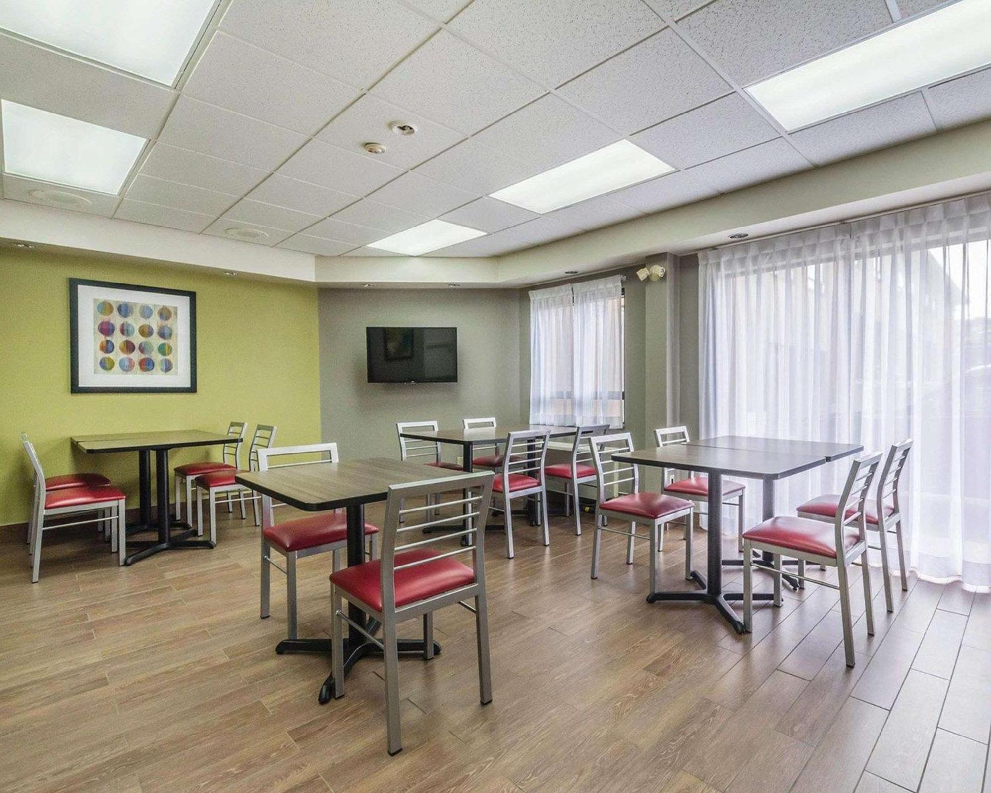 Comfort Inn Thetford Mines Exterior foto